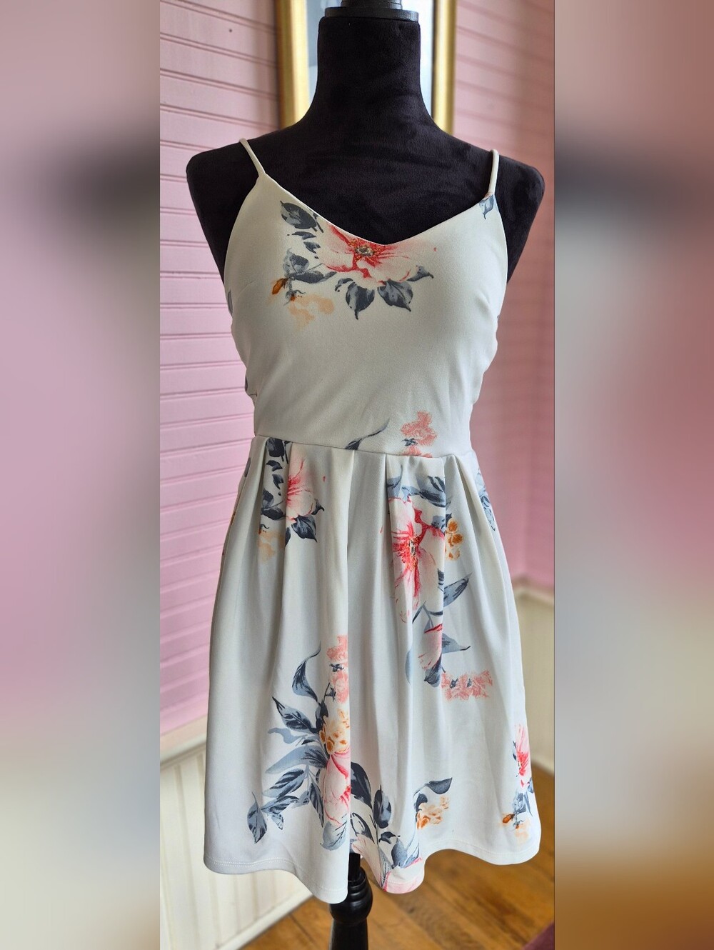 Monteau - Floral Spaghetti-Strap Skater Dress in Cream, Size Small